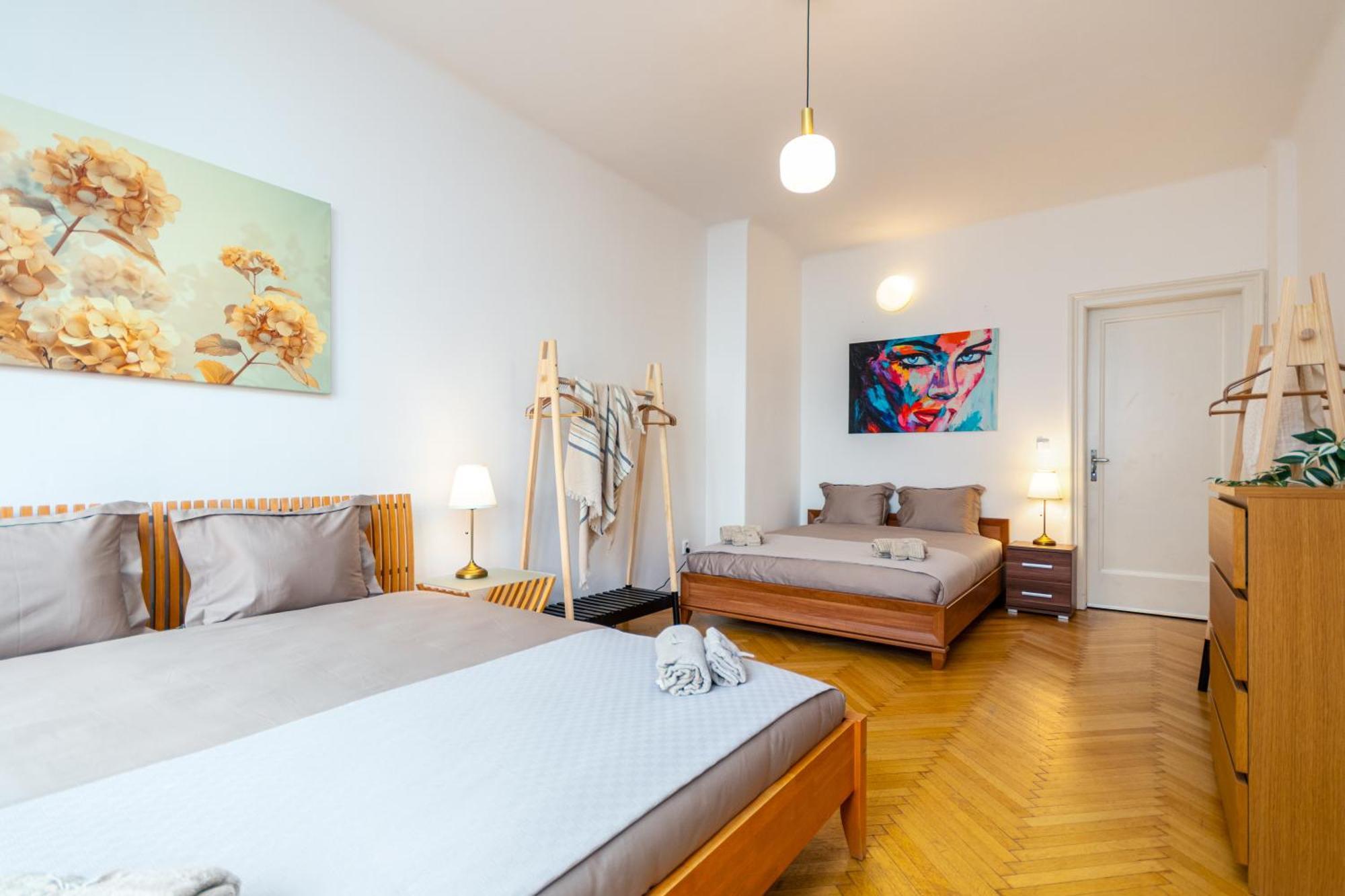 Apartment Charles Bridge Historic Centre Elegant Spacious Prague